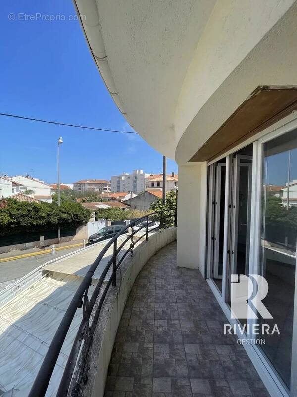 Appartement à FREJUS