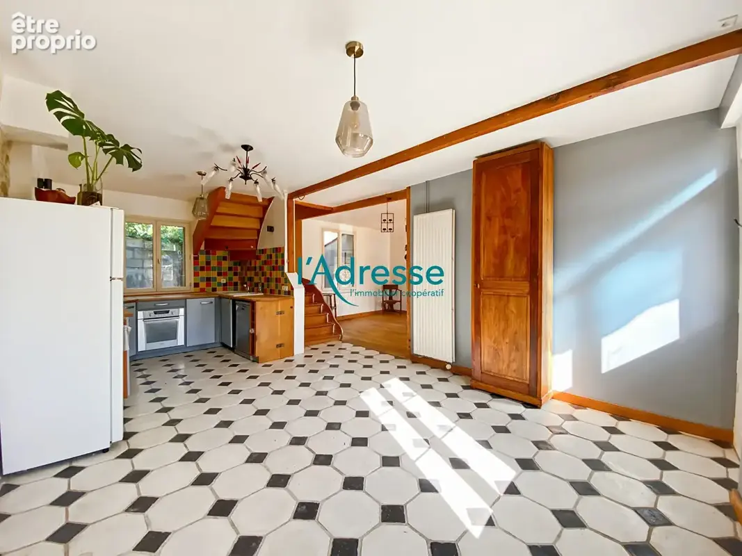 Jolie propriété  de 197m² en coeur de village - photo 6
