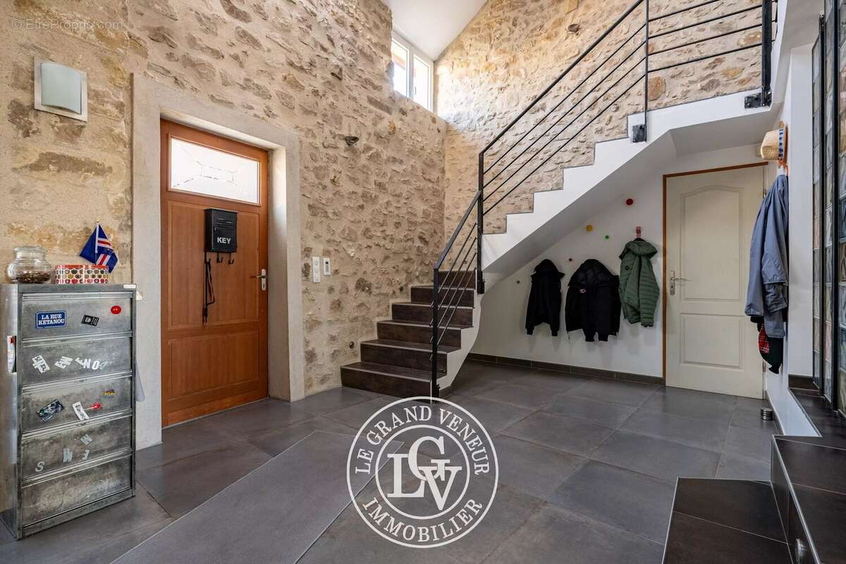 Maison à SAMOIS-SUR-SEINE