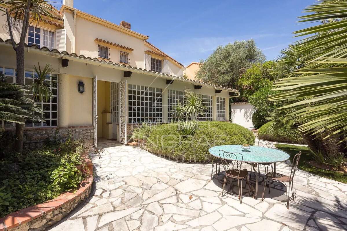 Maison à ANTIBES