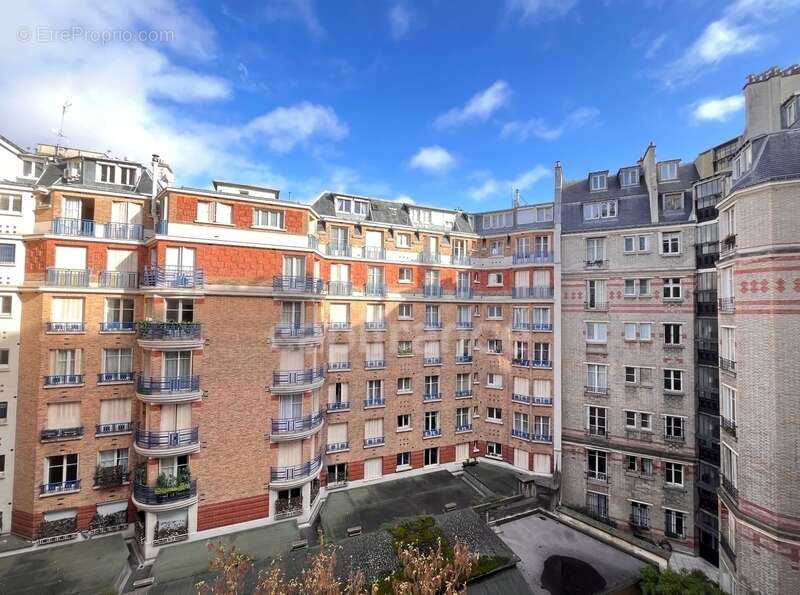 Appartement à vendre 3 pièces PARIS 16EME ARRONDISSEMENT (75) - photo 17