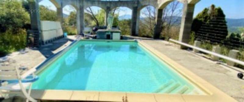 Maison à MONTAUROUX