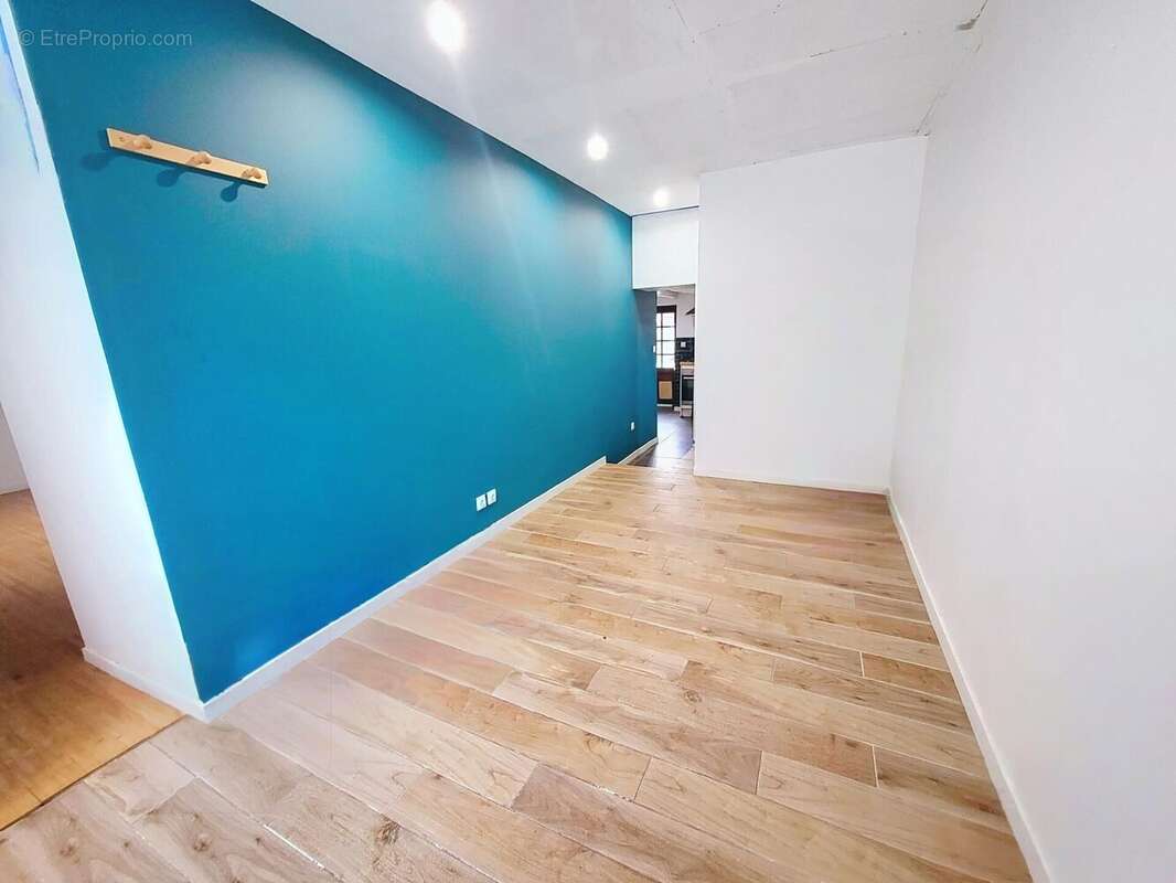 Maison 80 m² à Dun-Sur-Auron  - photo 3