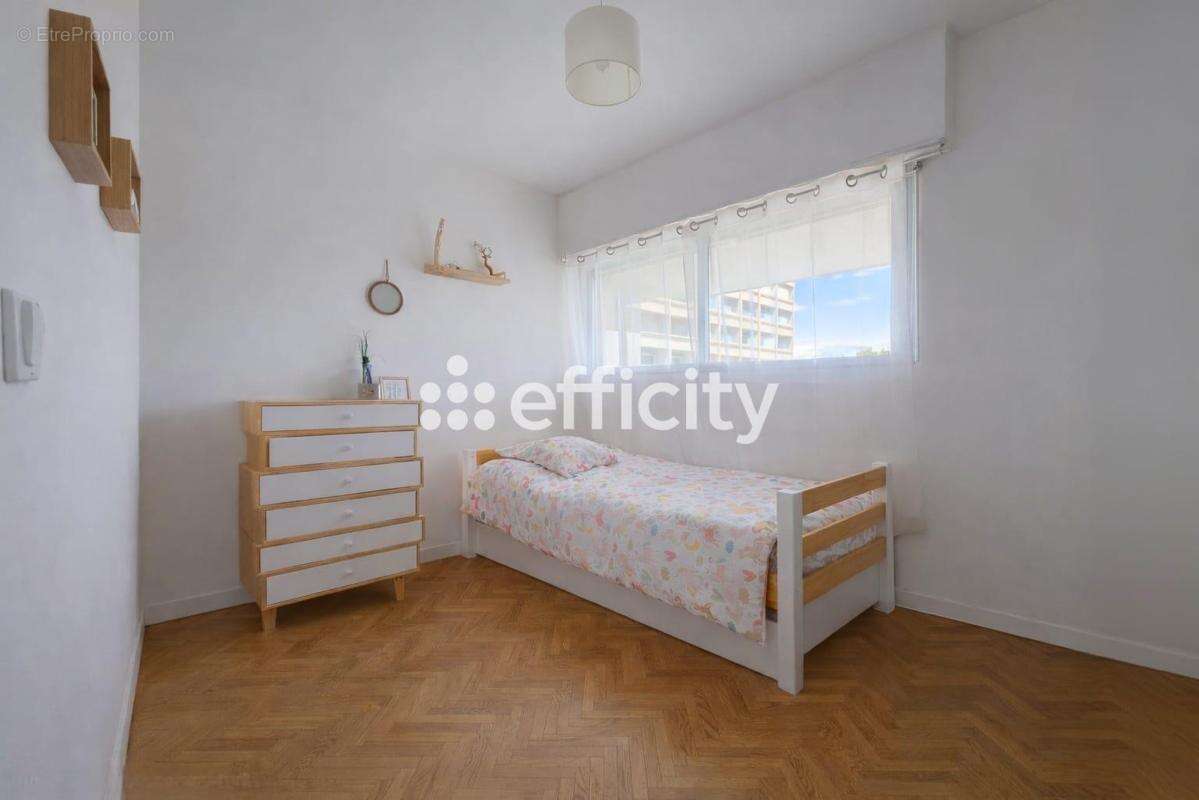 Appartement à MARSEILLE-9E