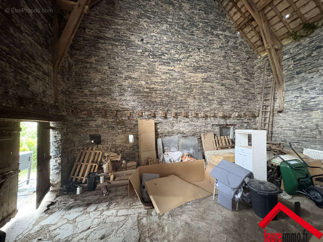 Appartement à ALLASSAC