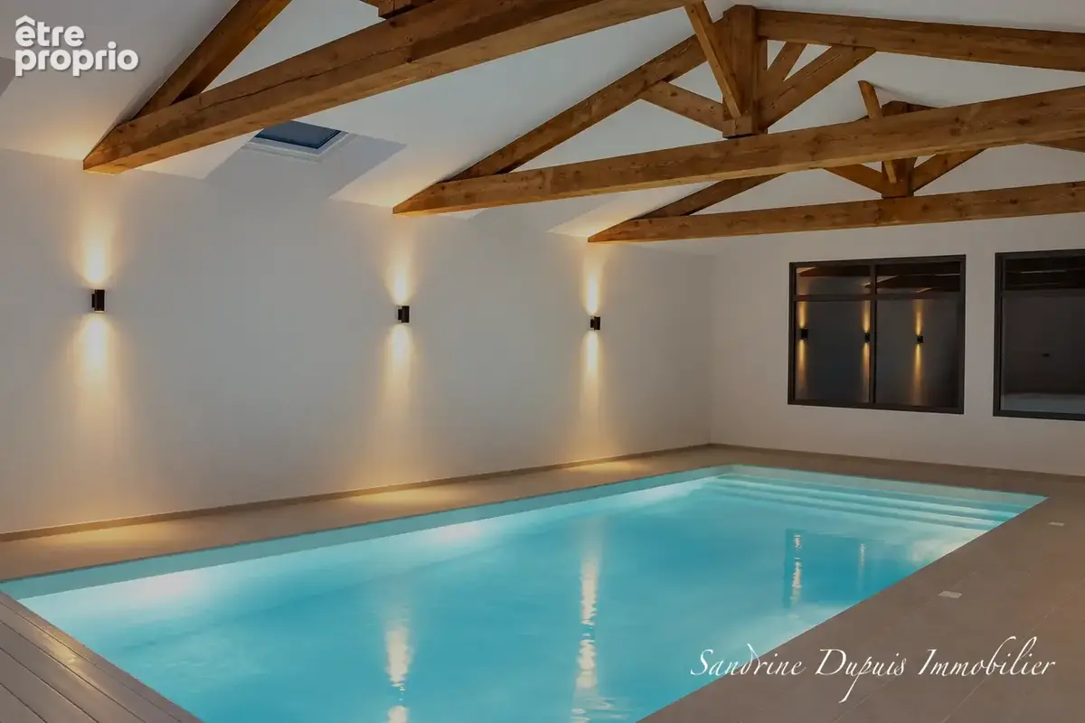 Aux portes de Saintes   Propriété de caractère avec piscine intérieure chauffée - photo 6
