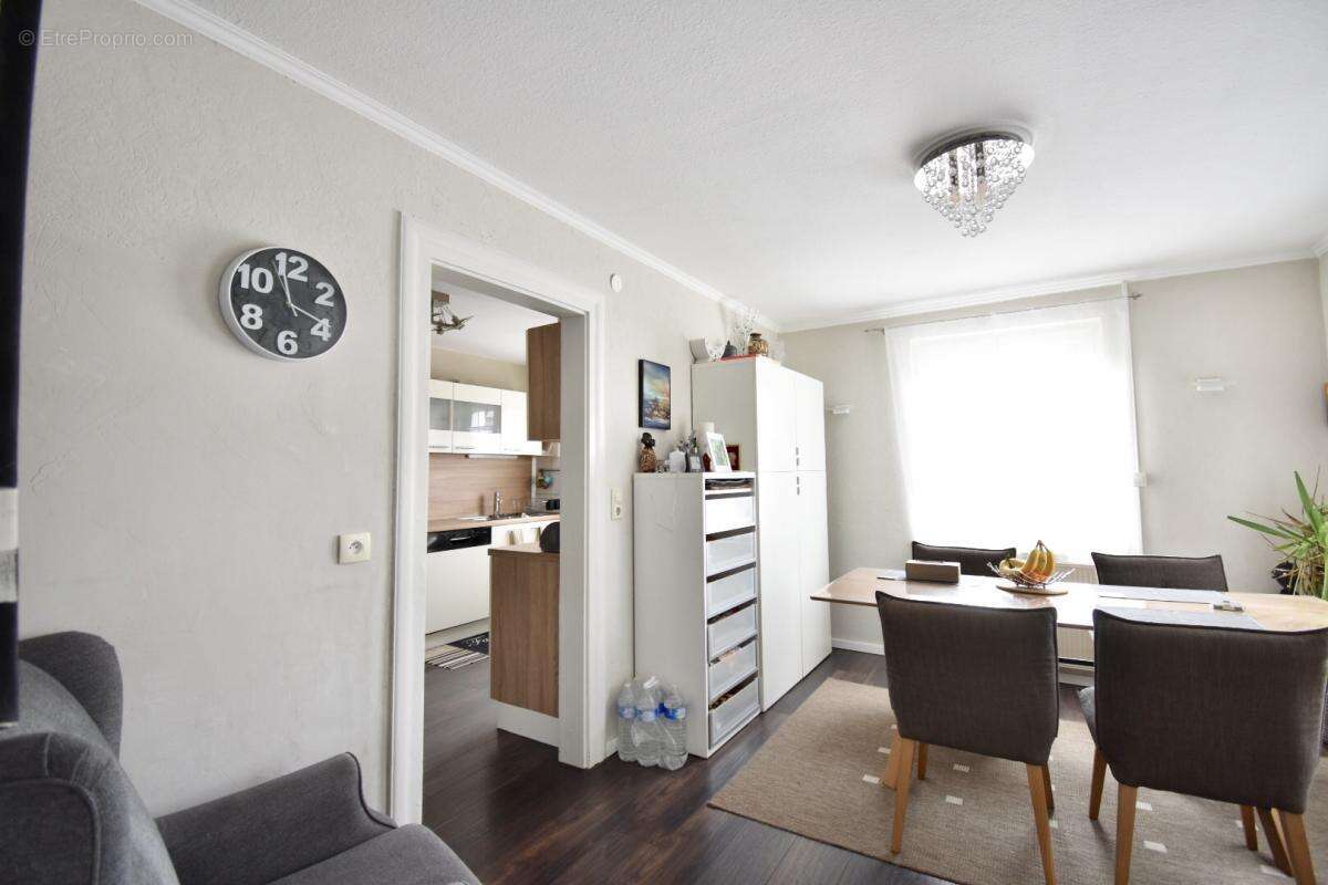 Maison à SOULTZ-SOUS-FORETS