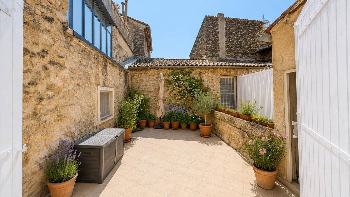 Maison à LAURIS