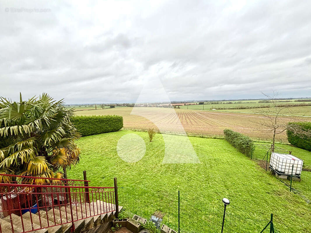 Maison à VILLIERS-EN-PLAINE
