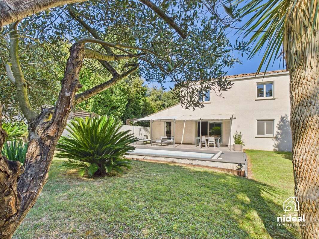 Maison à LUNEL-VIEL