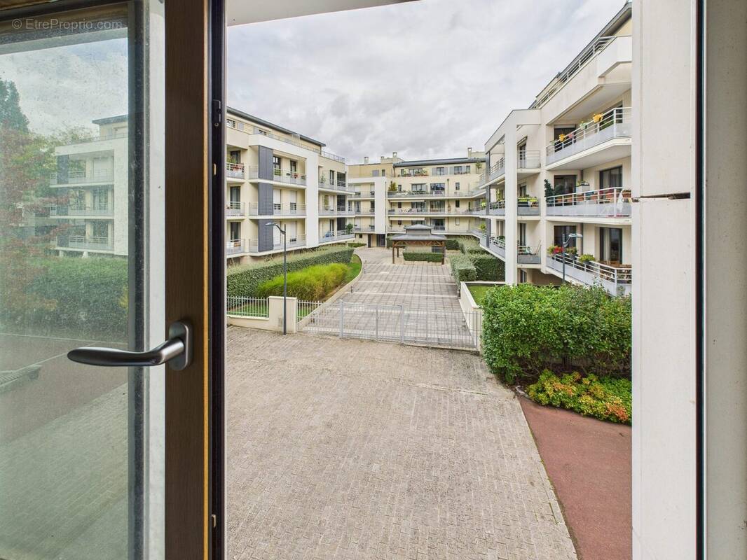 Appartement à SAINT-CYR-L&#039;ECOLE