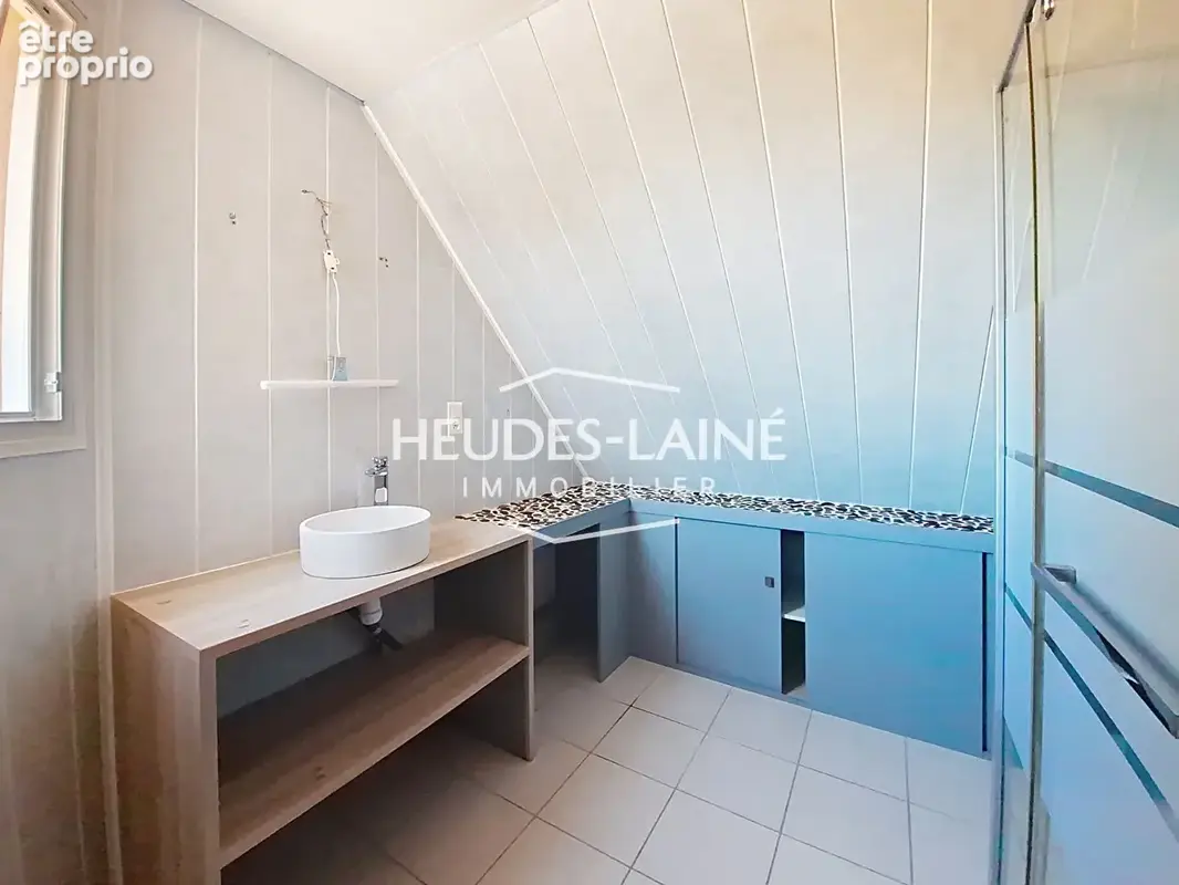 Maison 4 chambres - 105 m2 avec sous-sol et jardin  50220  JUILLEY - photo 11