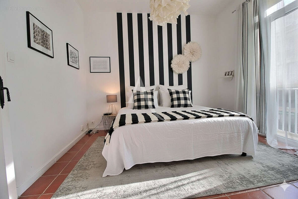 Appartement à MARSEILLE-2E