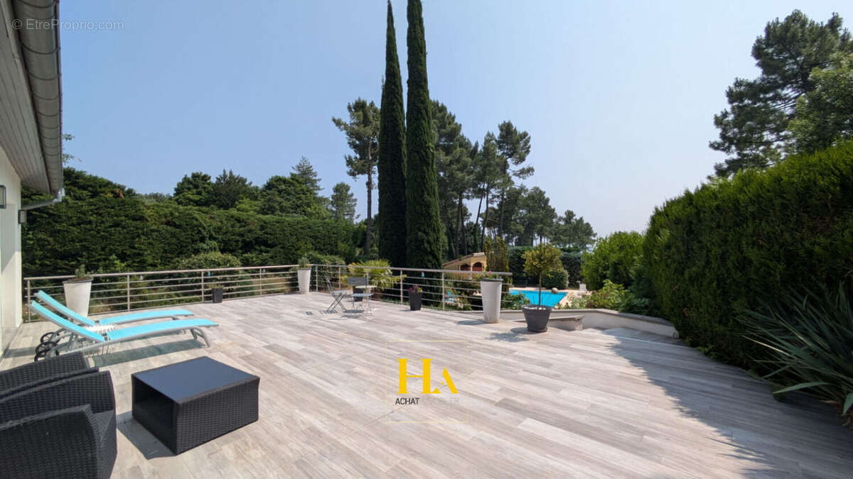 Villa familiale sur les hauteurs de Peyrins - photo 3