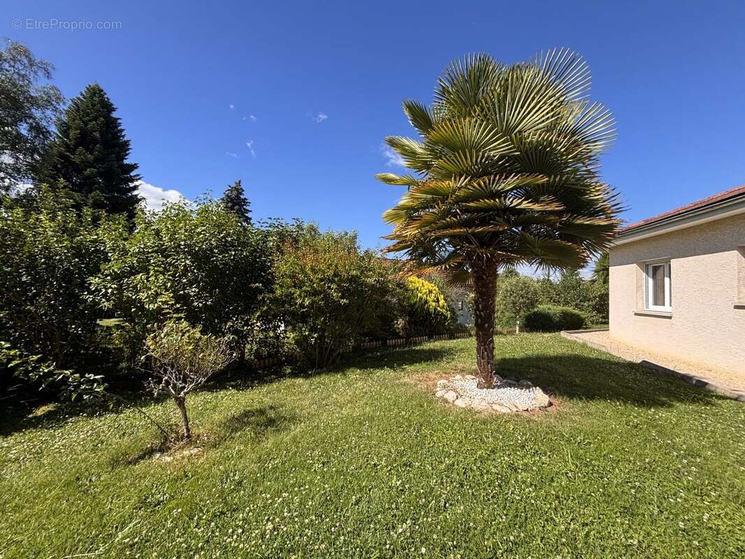 Maison 115 m² à Saint-Hilaire-De-La-Cote  - photo 3