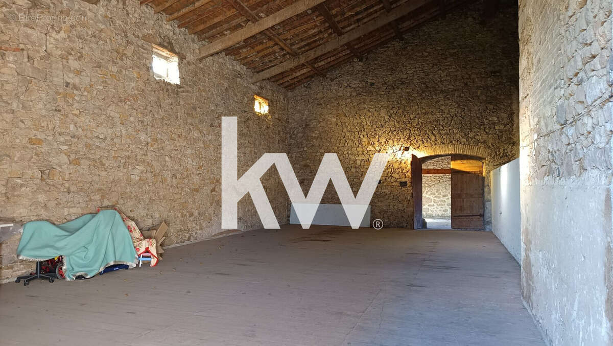 Appartement à PERIGNEUX