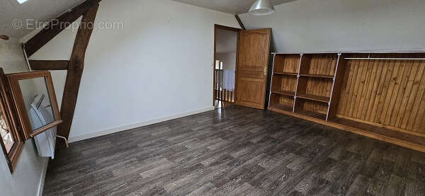 Maison à VILLERMAIN