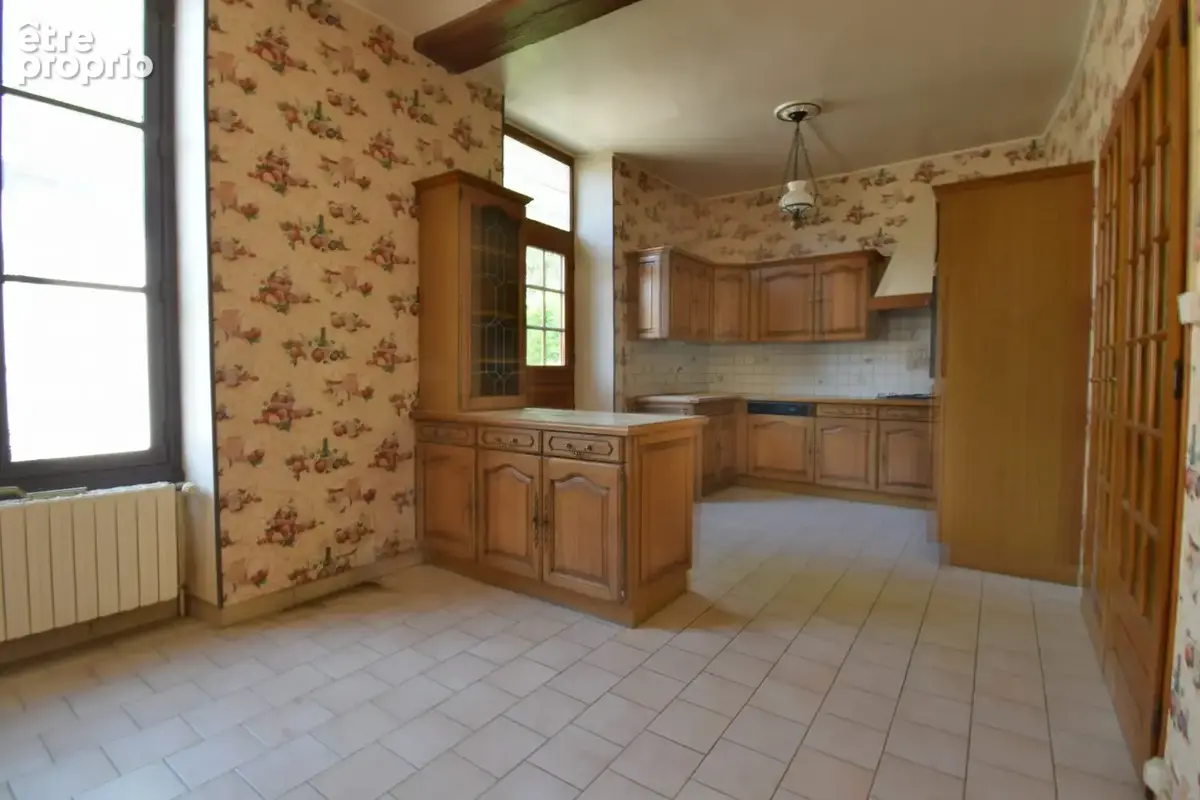 Maison 194 m² à Neuville-Aux-Bois  - photo 9