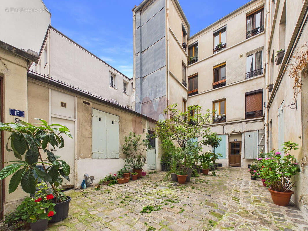 Appartement à PARIS-18E