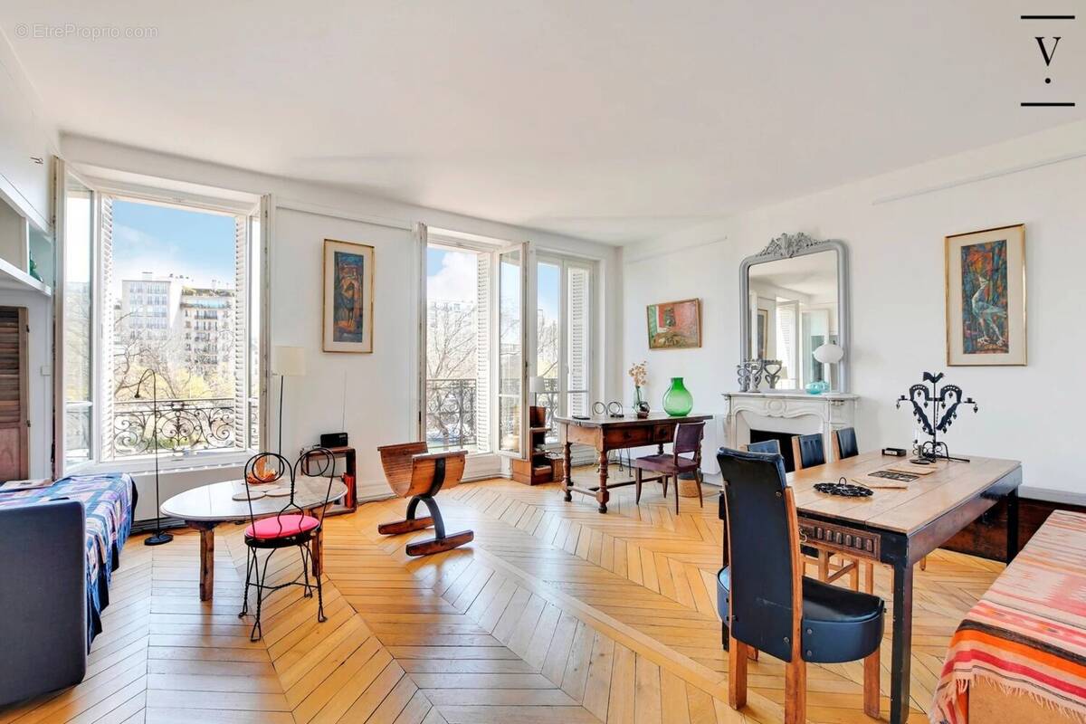 Appartement à PARIS-4E