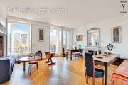 Appartement à PARIS-4E