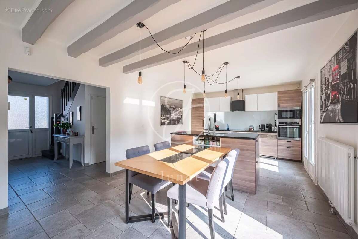 Maison à MARLY-LE-ROI