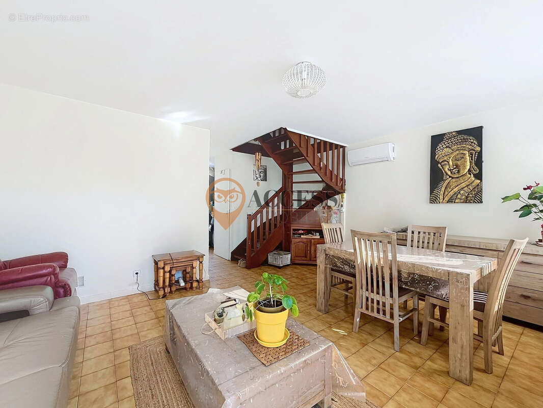 Maison à MONTMORENCY