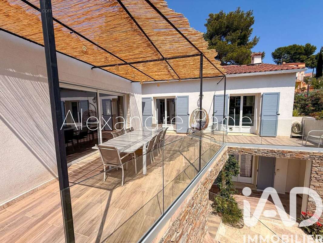 Photo 9 - Maison à CARQUEIRANNE