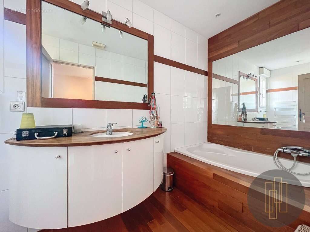 Maison à VILLEFRANCHE-SUR-SAONE