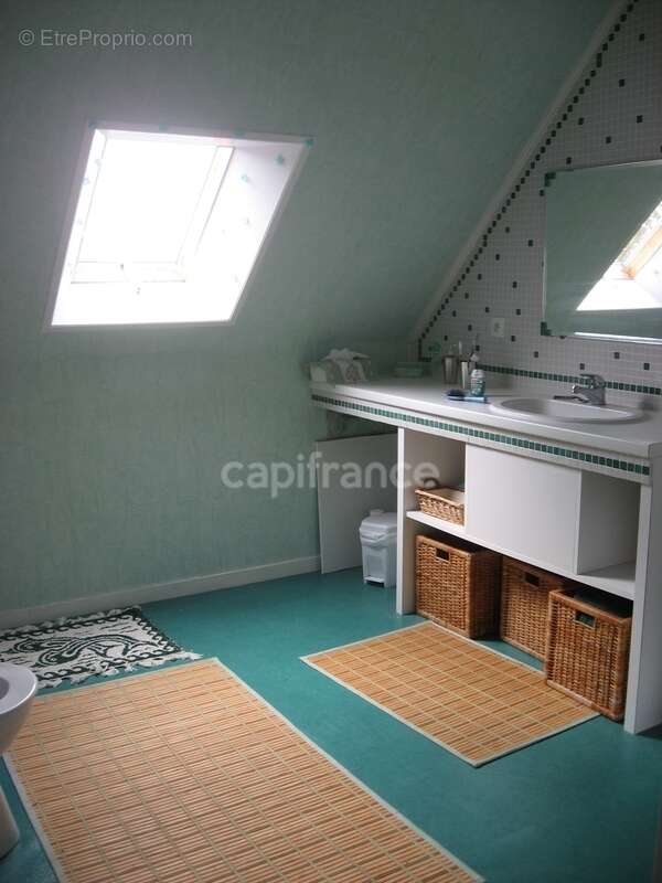 Maison à LES LOGES