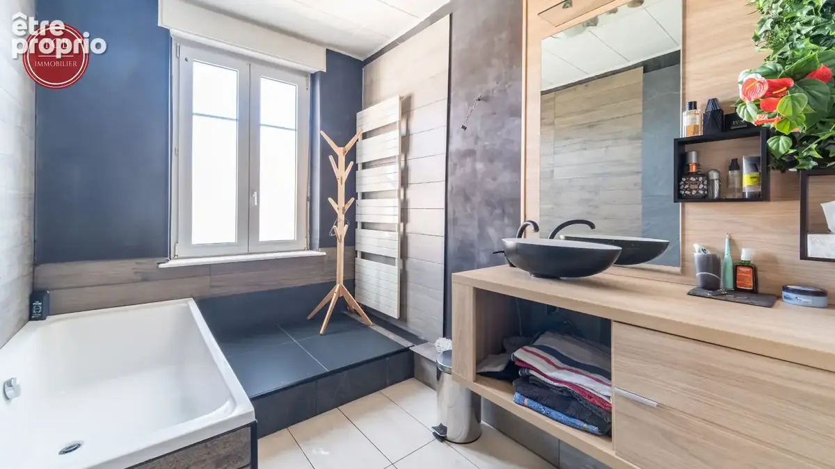 Maison de maître Montreux-vieux 6 pièce(s) 190 m2 - photo 8