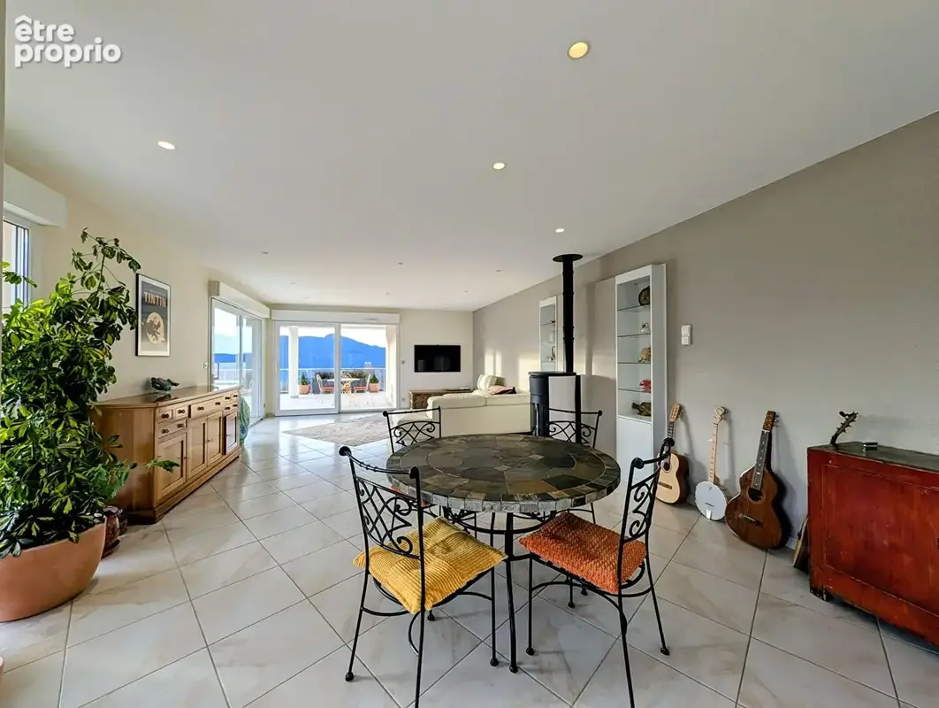 Villa avec vue panoramique sur le lac du Bourget - Pugny-Chatenod - photo 6