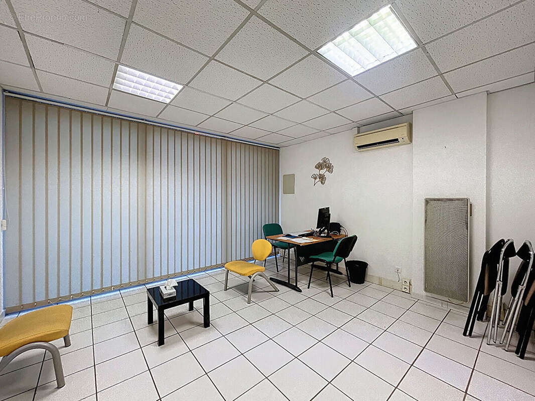 Autre à MANOSQUE