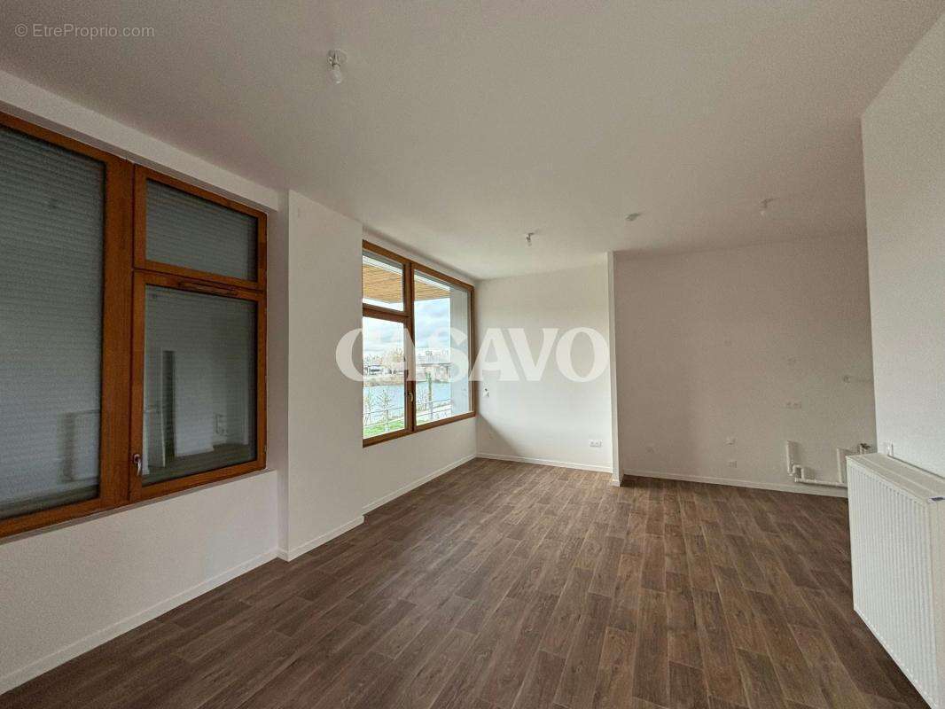 Vente Appartement 3 pièces de 63m² - 93450 L'Île-Saint-Denis - photo 4