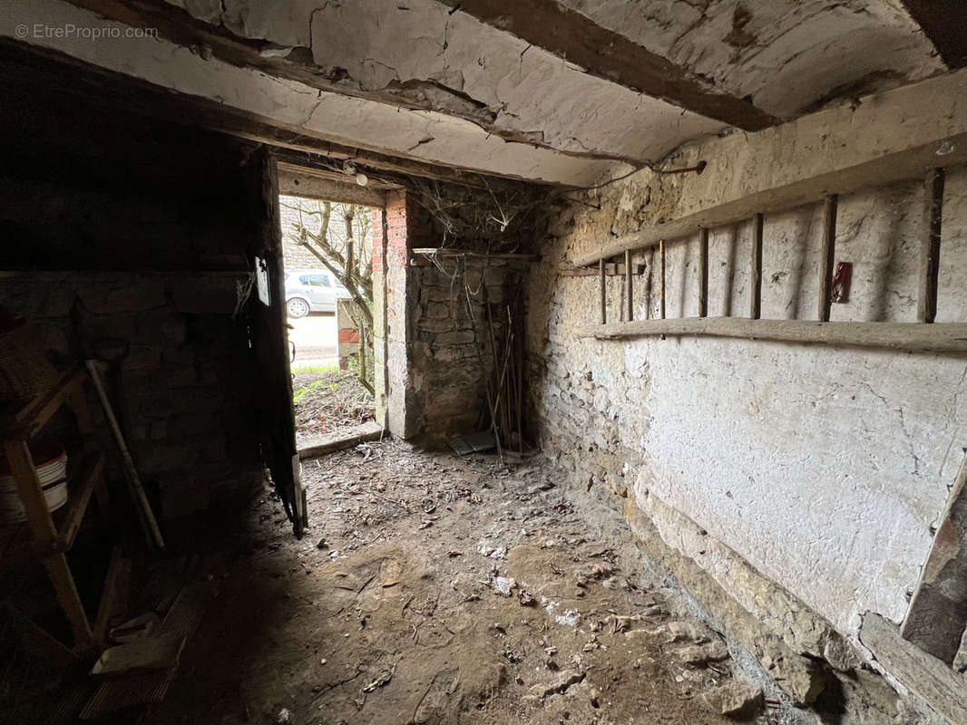 Maison à IVRY-EN-MONTAGNE