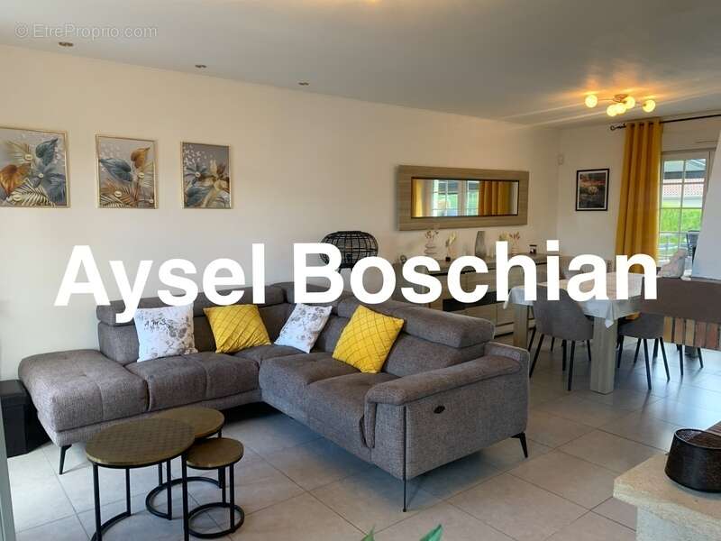 Maison à LEXY