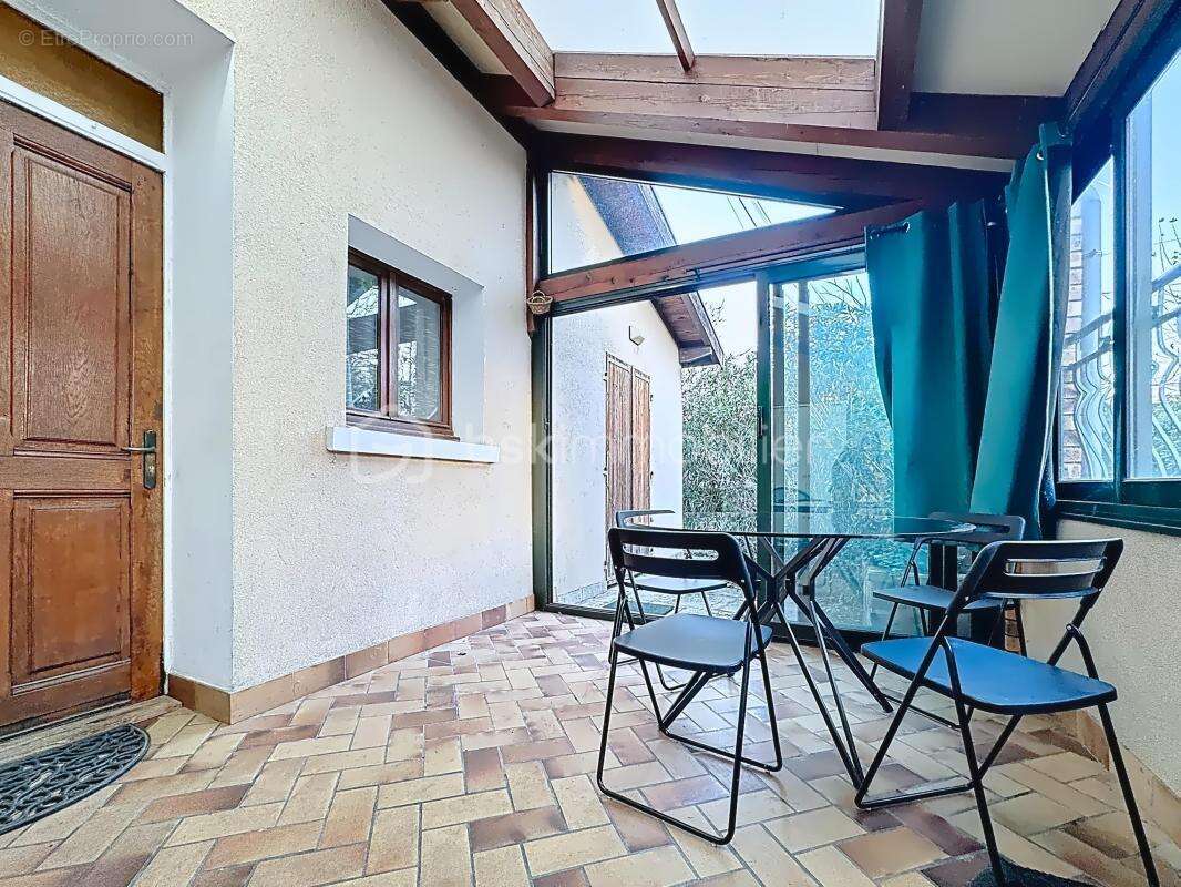 Maison à CHAMP-SUR-DRAC