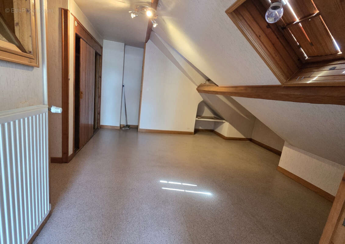 Maison à AVERMES
