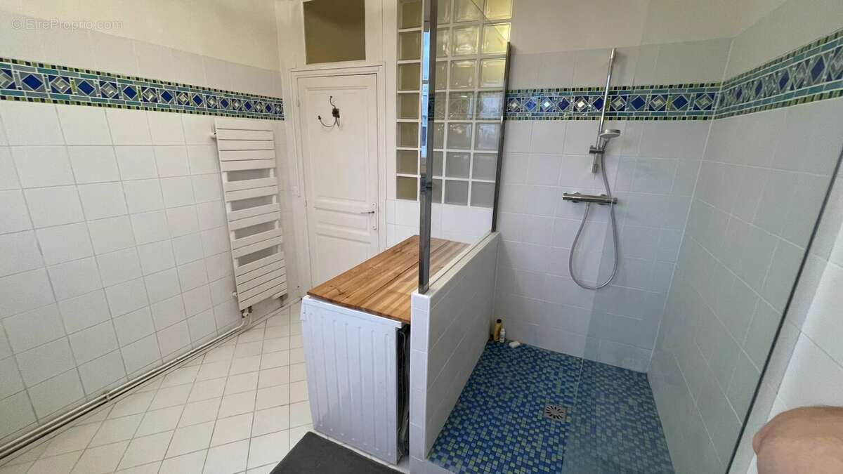 Maison à ISSY-LES-MOULINEAUX