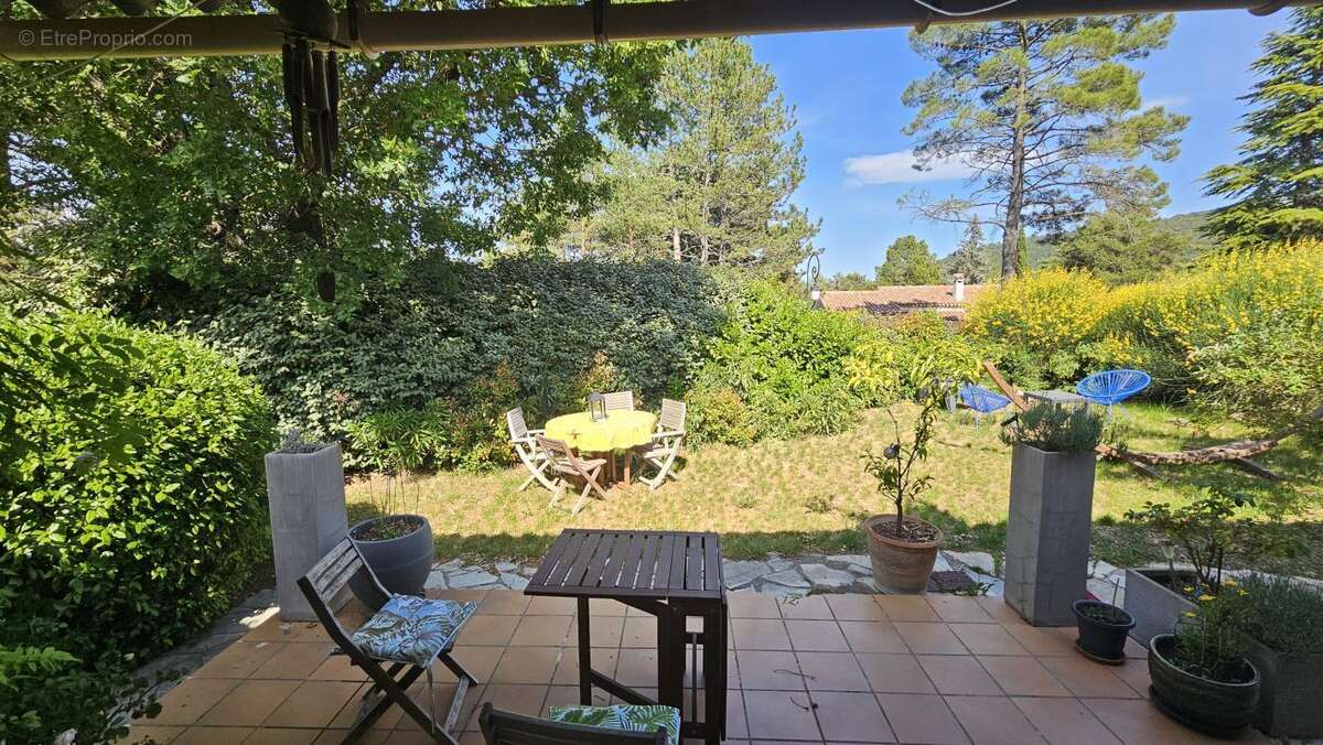 Maison à TOURTOUR