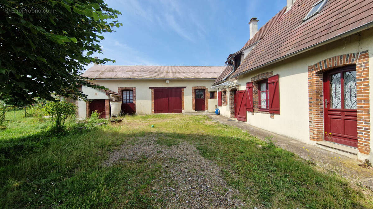 Maison à MAINTENON