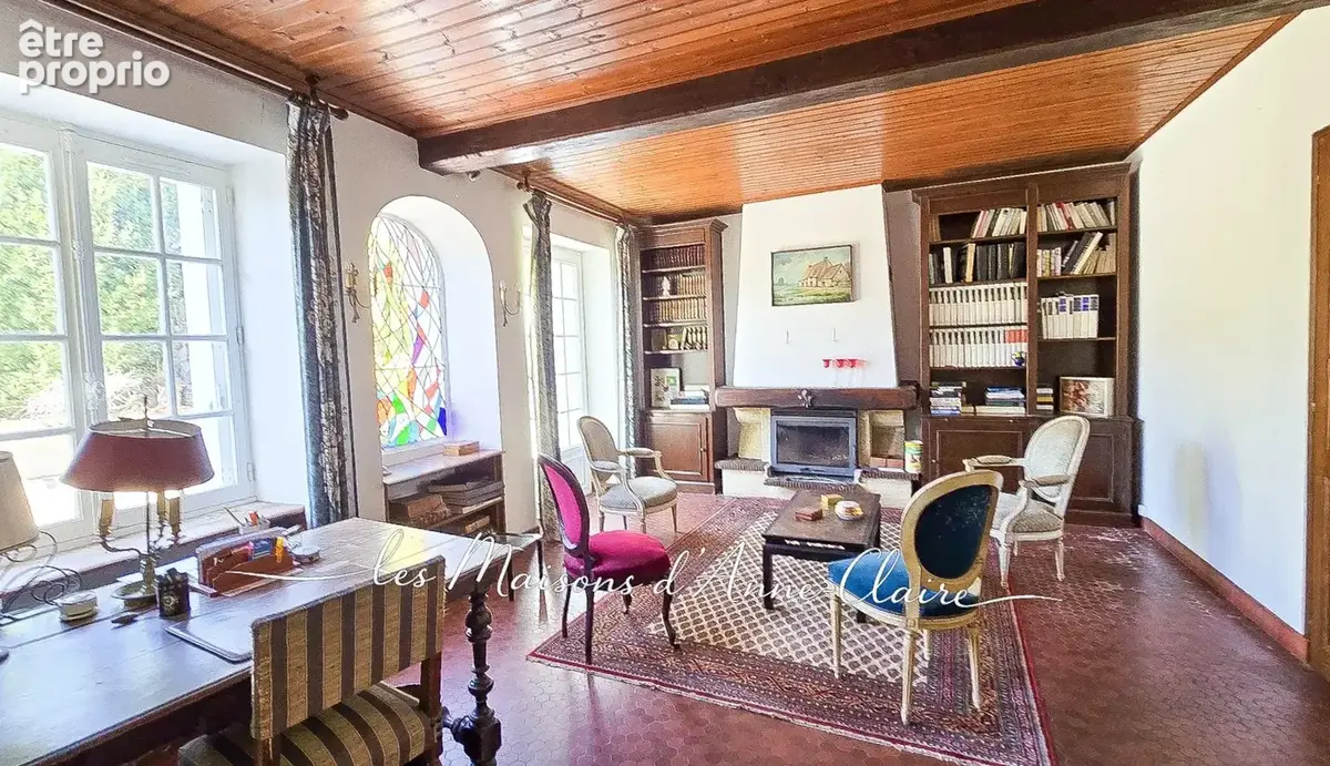 Maison de bourg des années 1900 au cœur de St-Père-en-Retz offrant charme de l’ancien (ravalement récent) sur - photo 3