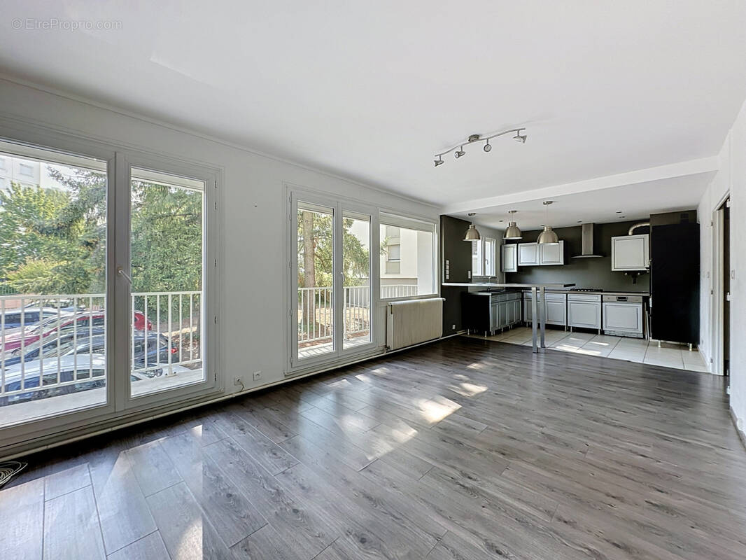 Appartement à LYON-5E