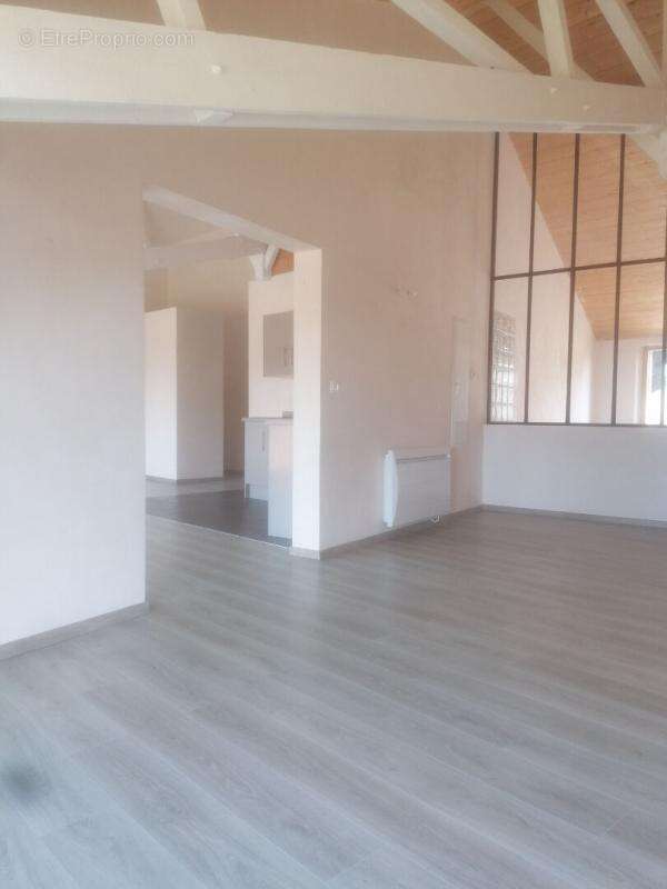 Appartement à GONNEVILLE-LA-MALLET