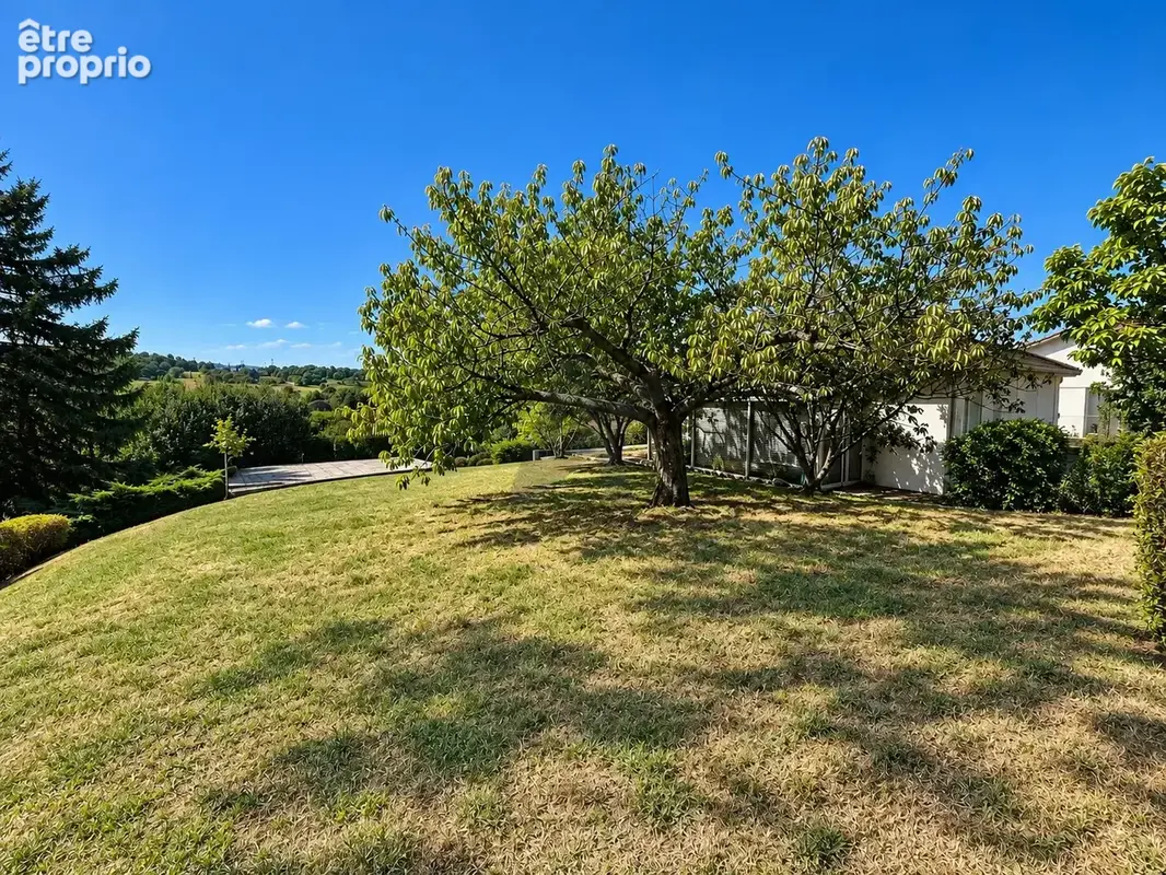 Maison de plain-pied avec superbe jardin et vue panoramique remarquable - photo 7