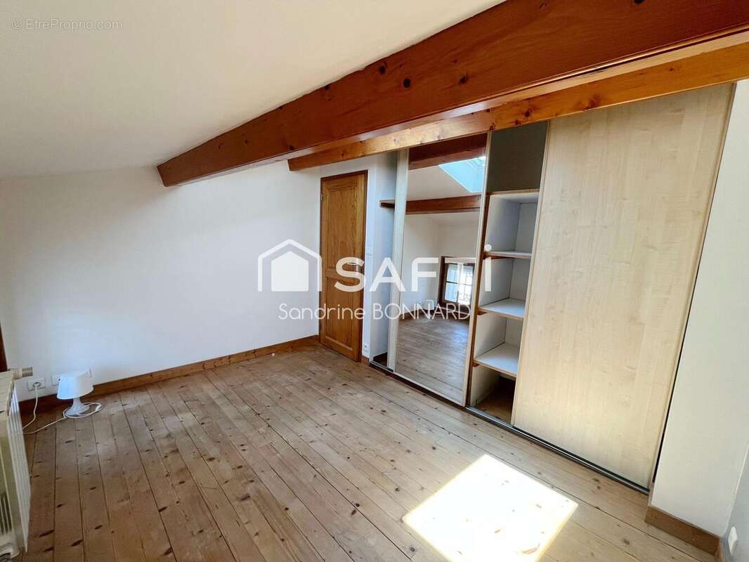 Maison 105 m² à Semussac  - photo 6
