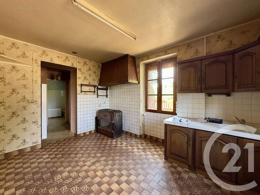 Maison 79 m² à Thiron-Gardais  - photo 3