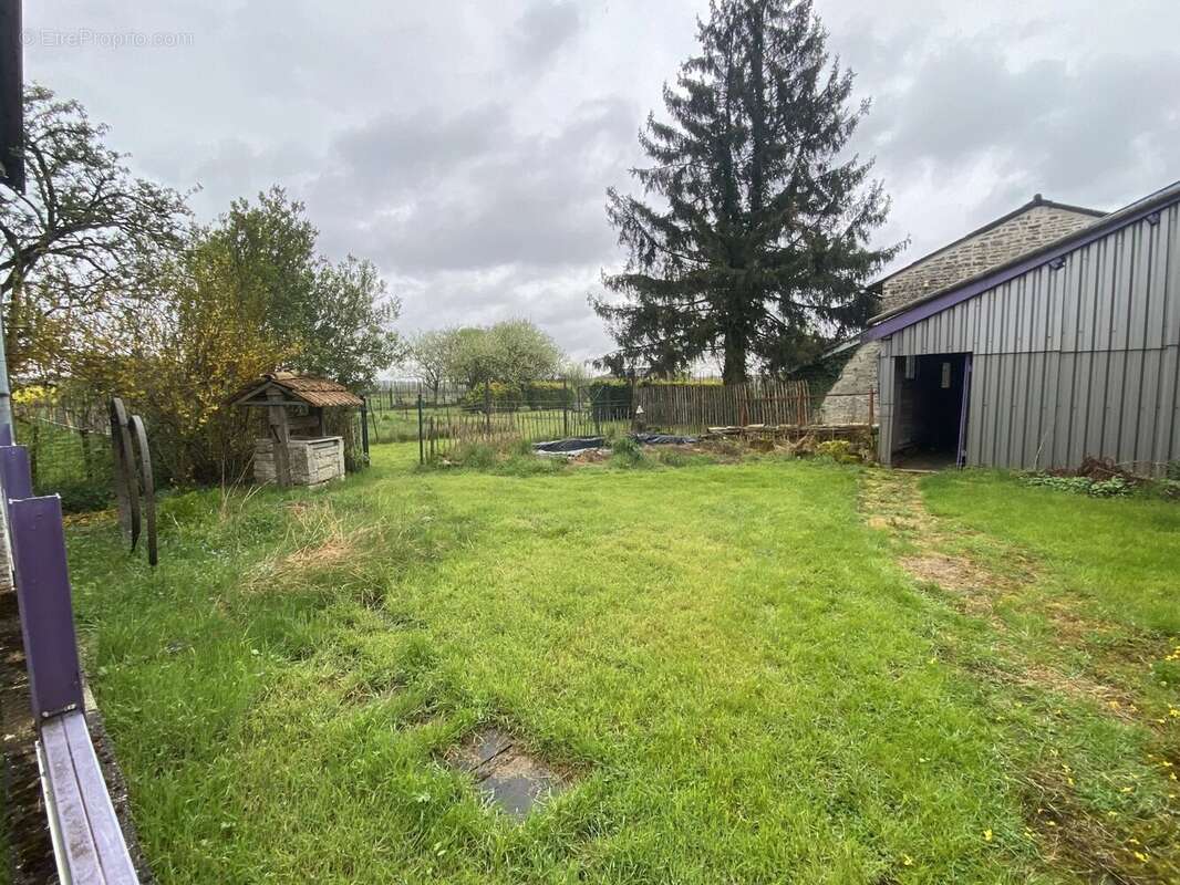 Maison à ROCHES-BETTAINCOURT