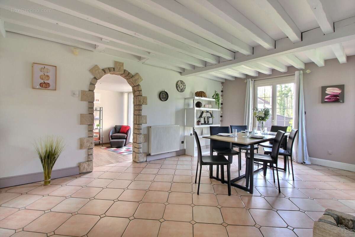 Maison à THERDONNE