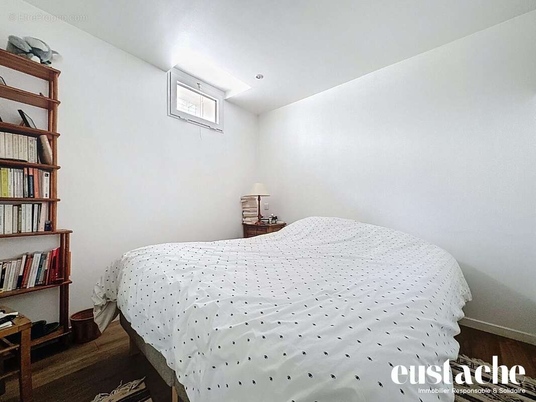 Appartement à PARIS-20E